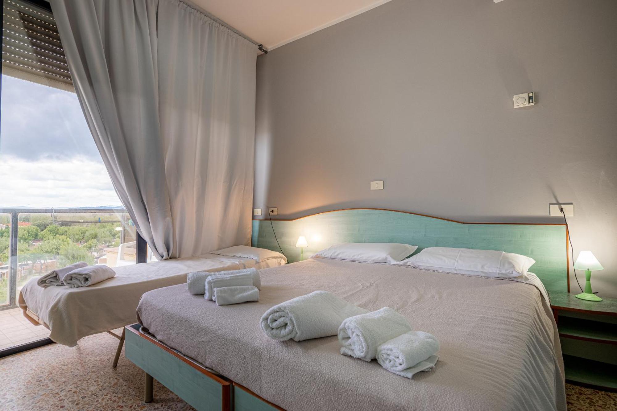 Hotel Crown Rimini Exteriör bild